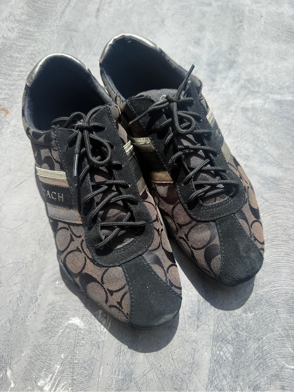 Coach Women’s Jayme Black and Brown Fashion Sneaker size 11 - Picture 1 of 8